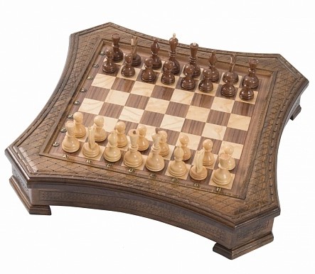 Шахматы резные восьмиугольные в ларце kh163